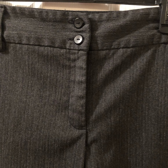 Ladies pants - Picture 3 of 5